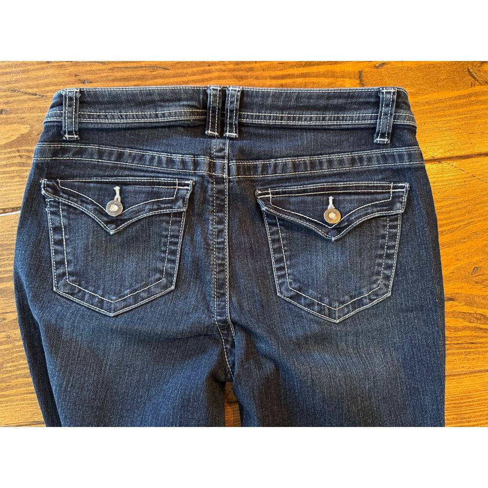 APT. 9 Bootcut Jeans Women's Size 8 Blue Mid Rise Dark Wash 5-Pocket Button Back - Picture 10 of 10